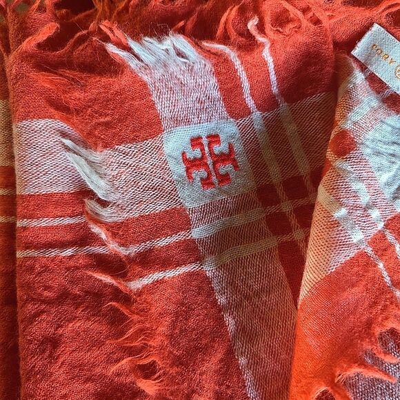 TORY BURCH Style 51155115 Sz 32" x 80"  Wool Scarf POPPY ORANGE 619 MSRP $195 - Picture 8 of 9